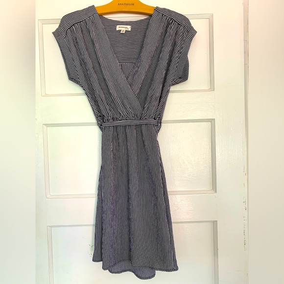 Monteau navy and white striped wrap-style belted dress, size M - Picture 1 of 4